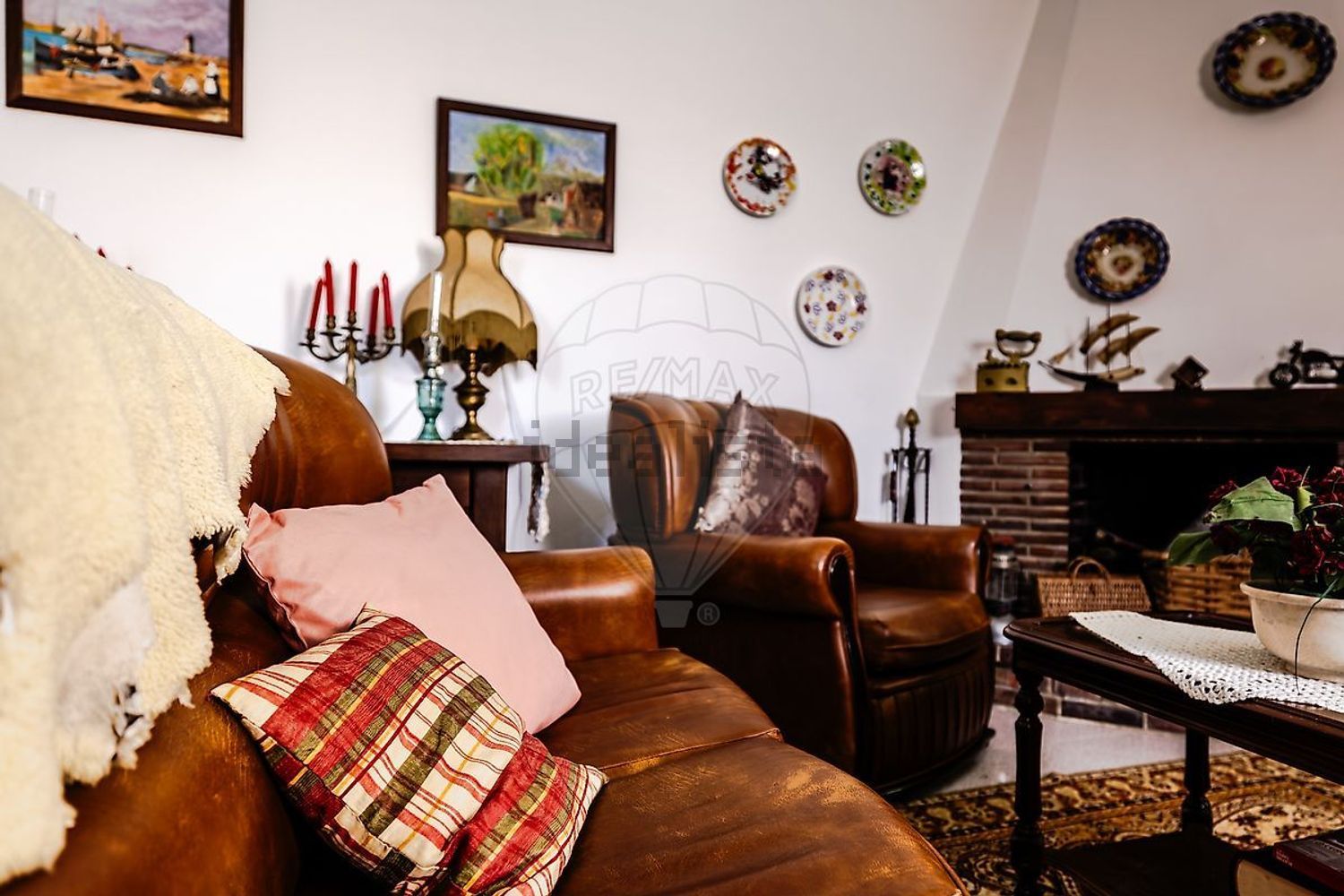 小楼房或独栋别墅出售在Rua do Rio Velho - 客厅