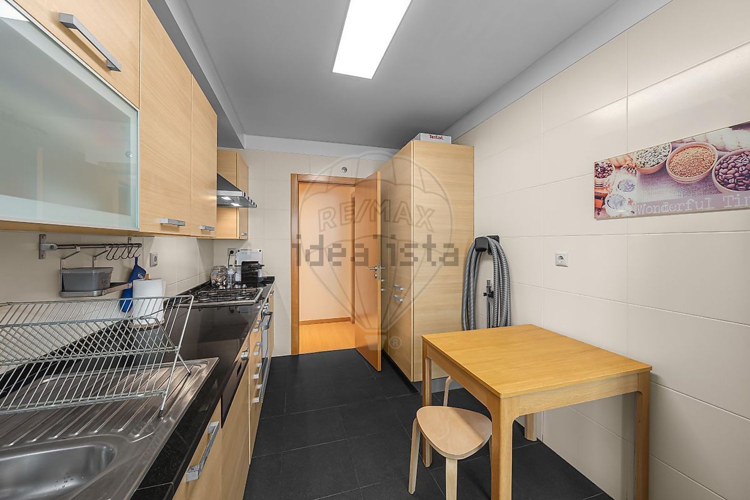 公寓 t2出售在Travessa Ivone Silva - 厨房