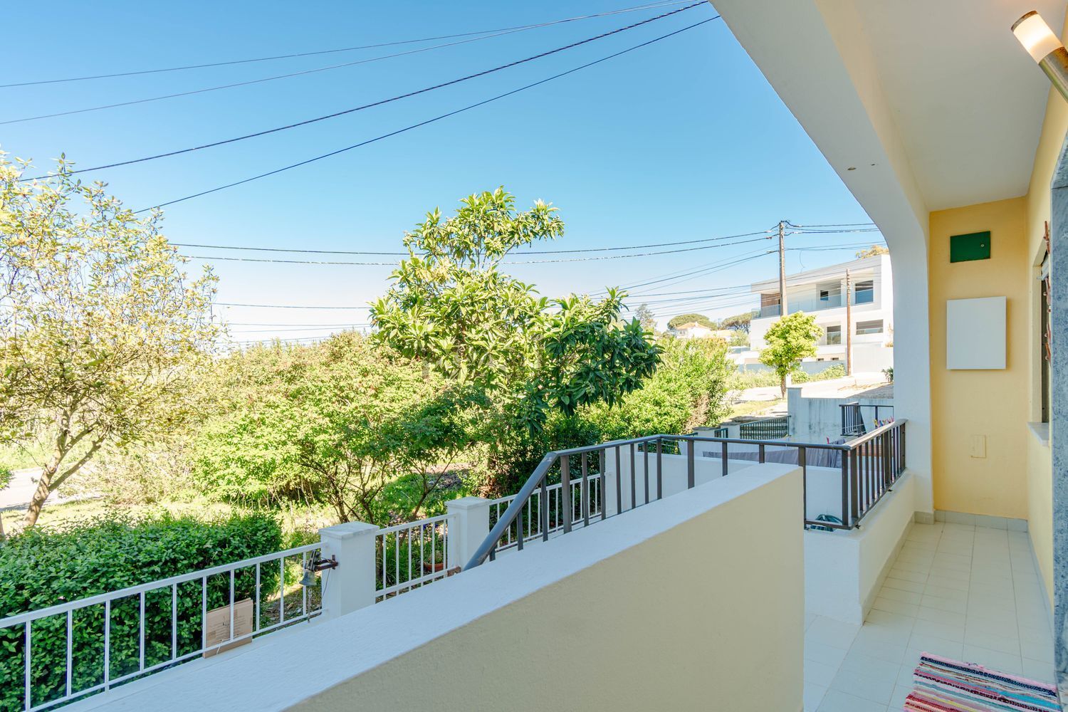 联排别墅出售在Rua Hortense Luz - 阳台