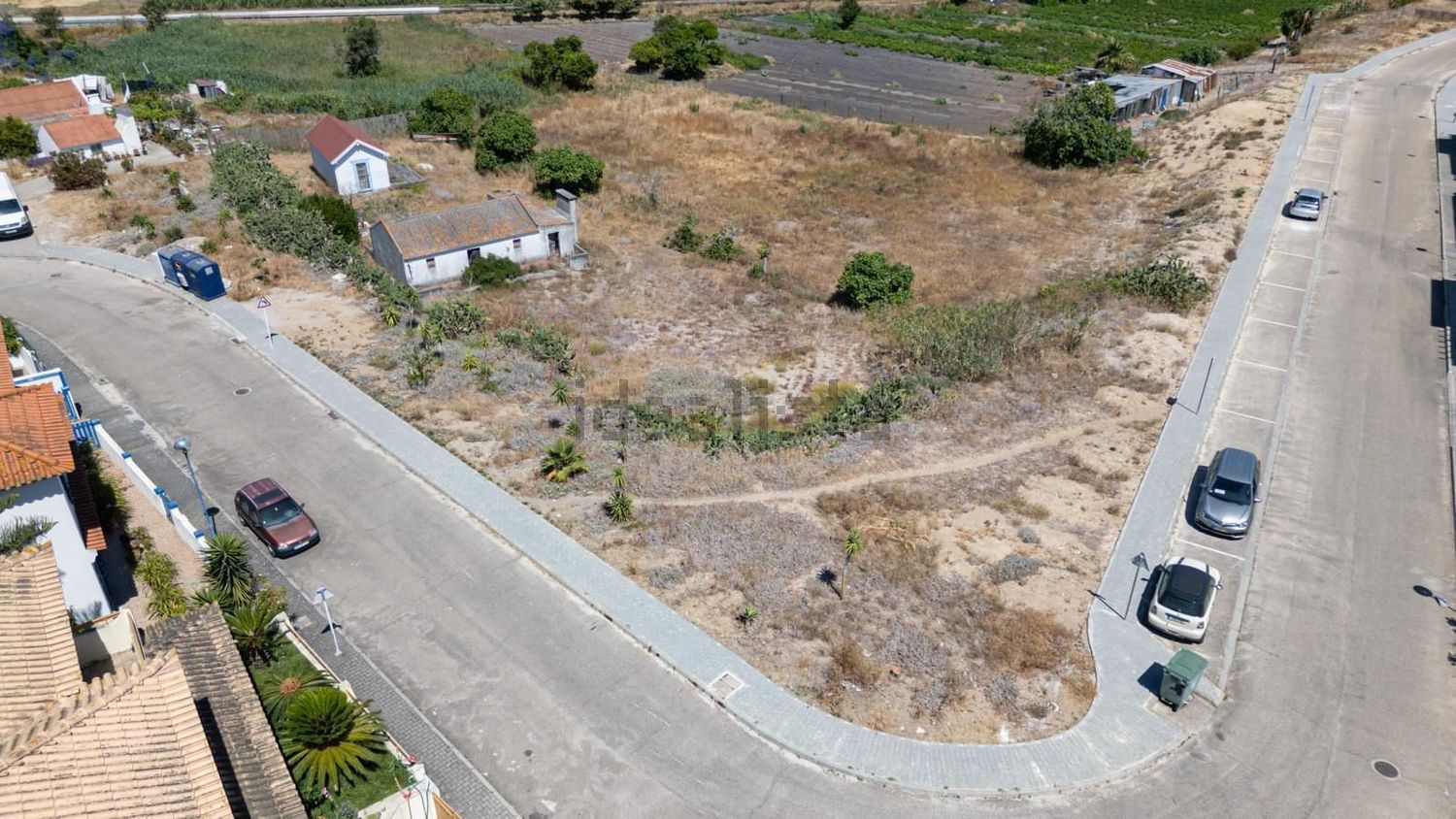 小楼房或独栋别墅出售在Estrada Sem Nome - 照片