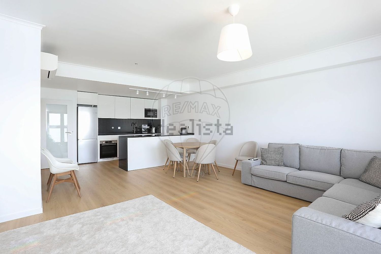 公寓 t3出售在Travessa Ivone Silva - 客厅