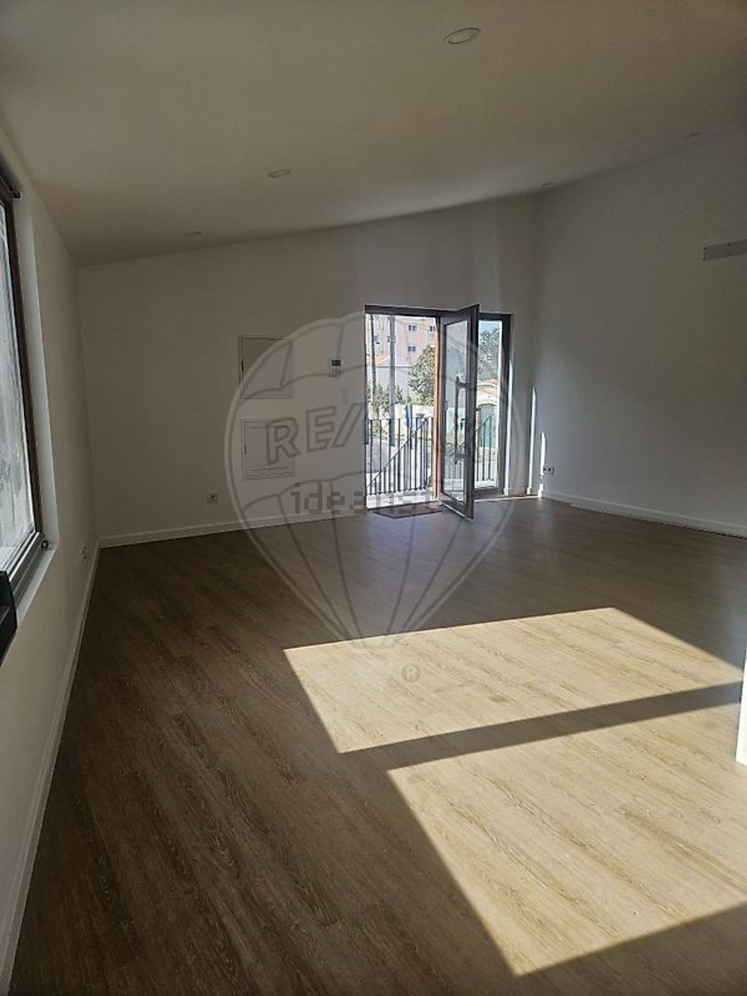 出租公寓 t1在Rua Combatentes do Ultramar - 居住