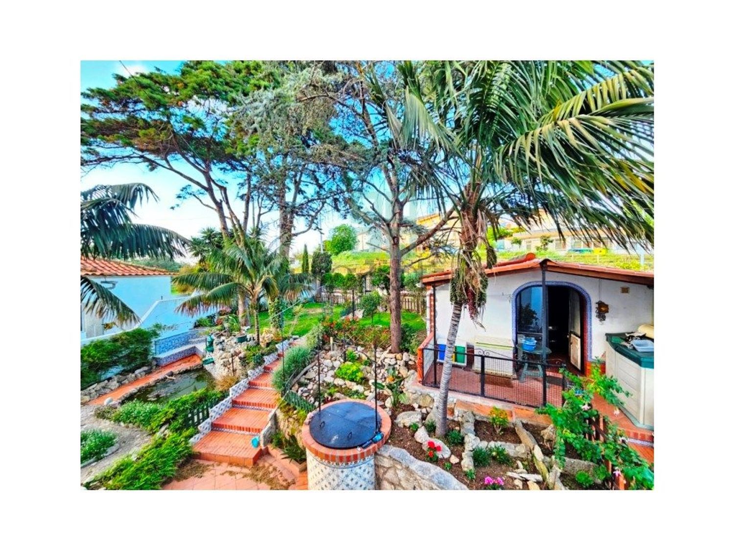 小楼房或独栋别墅出售在Rua Zambujal, 263 a - 游泳池