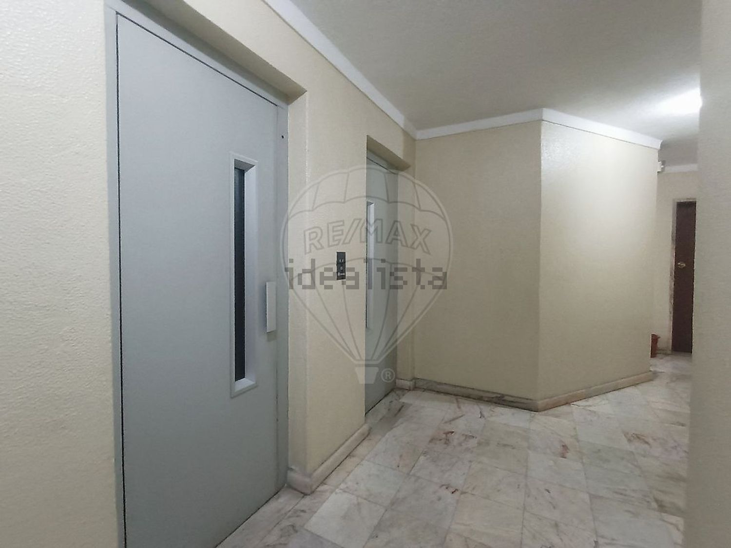 公寓 t2出售在Avenida Padre Alberto Neto - 居住