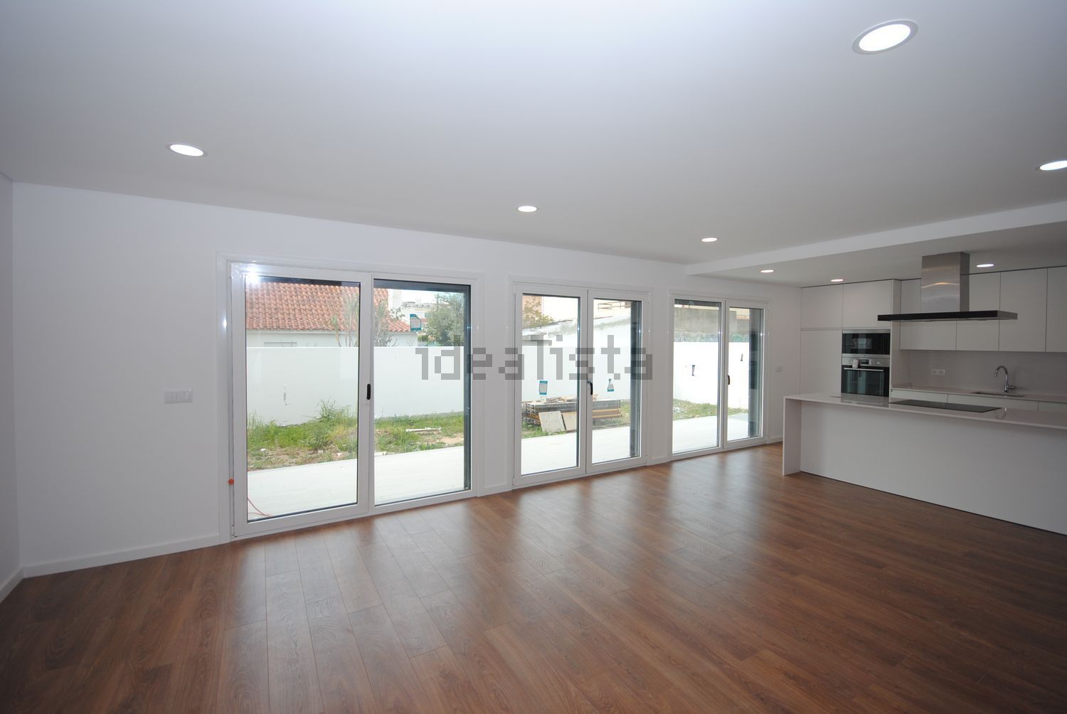 双拼别墅出售在Rua das Flores - 居住