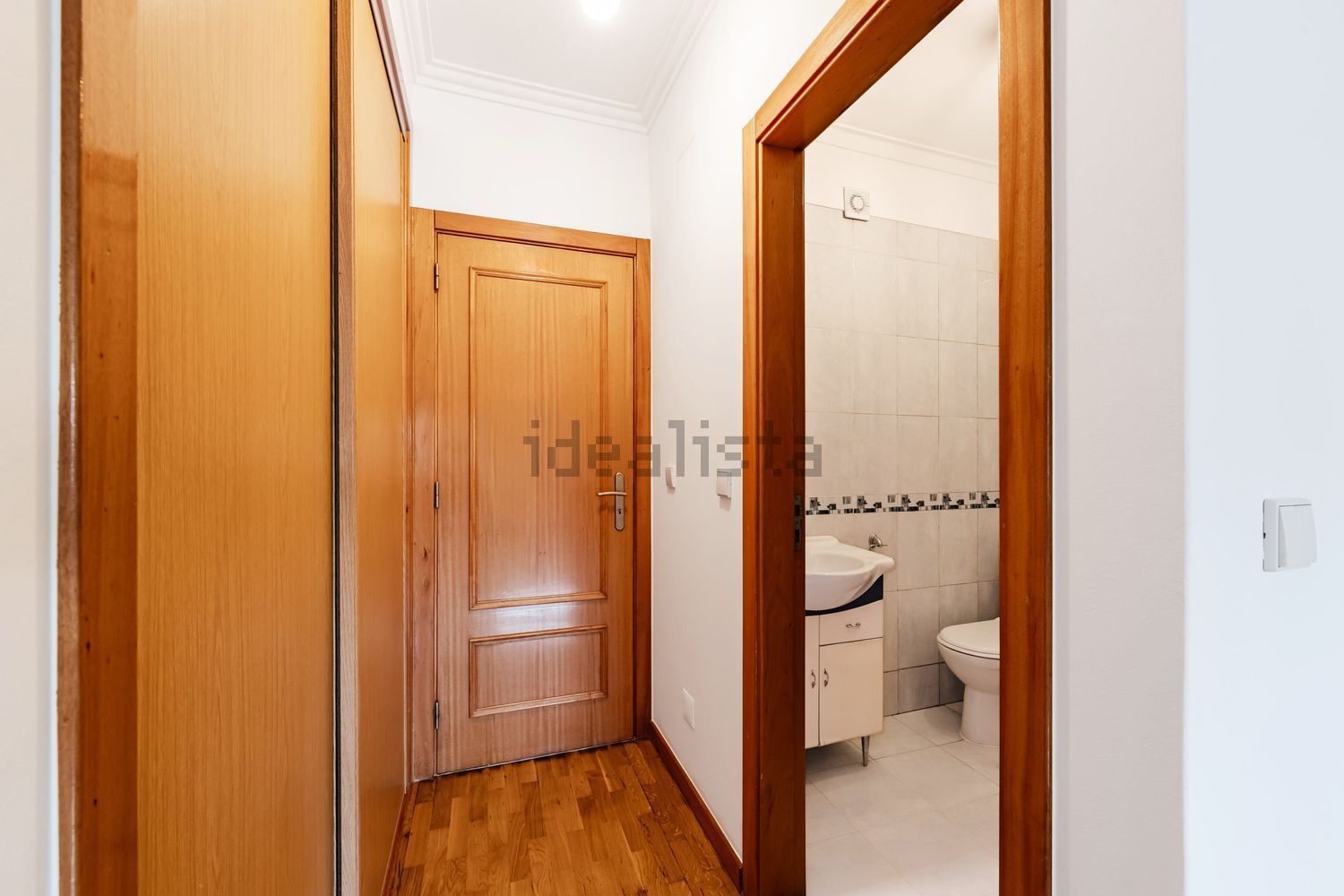 公寓 t3出售在Falagueira-Venda Nova - 过道