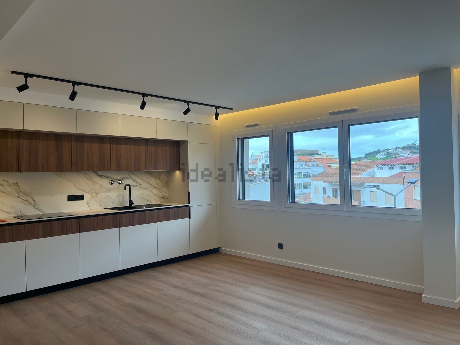 出租公寓 t1在Avenida 5 de Outubro - 厨房