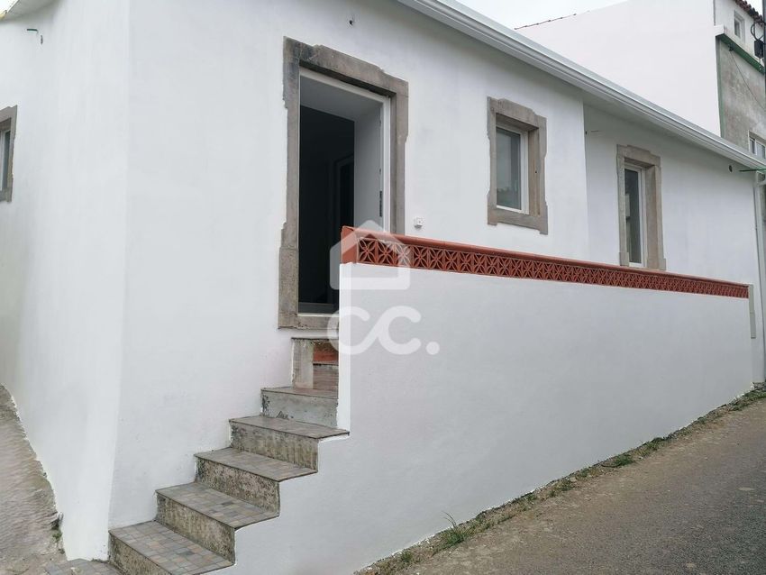 小楼房或独栋别墅出售在Lourinhã e Atalaia