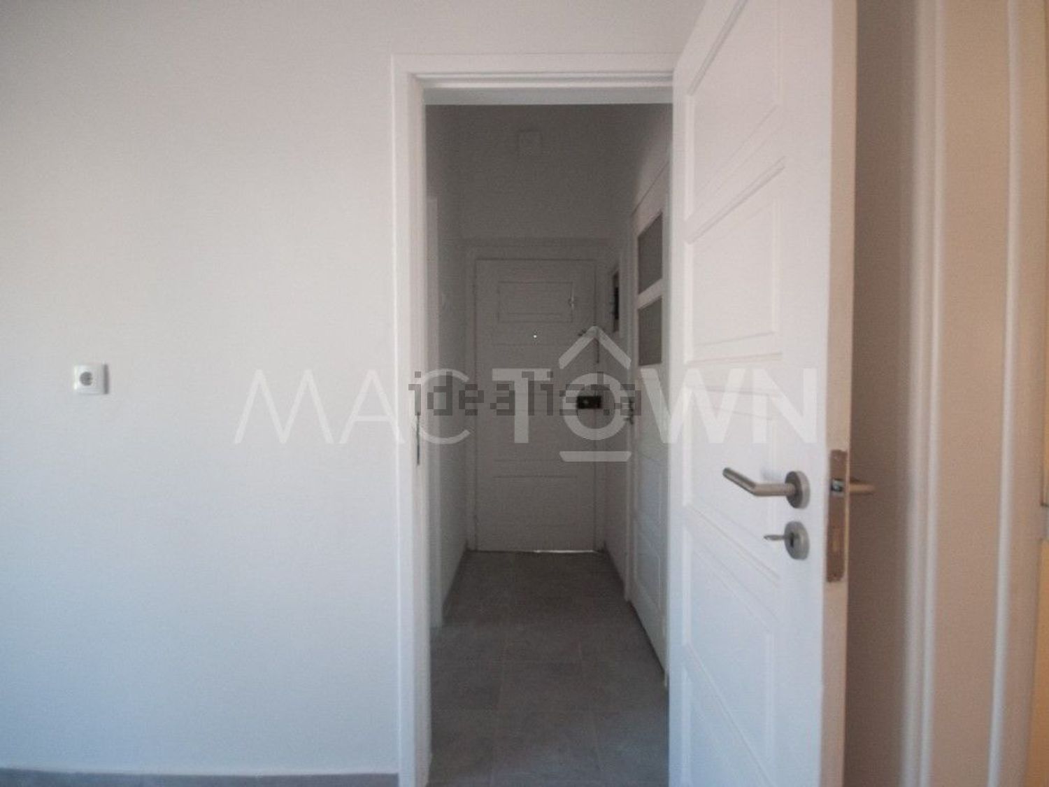 出租t0（单人公寓）Circular Norte do Bairro da Encarnação - 过道