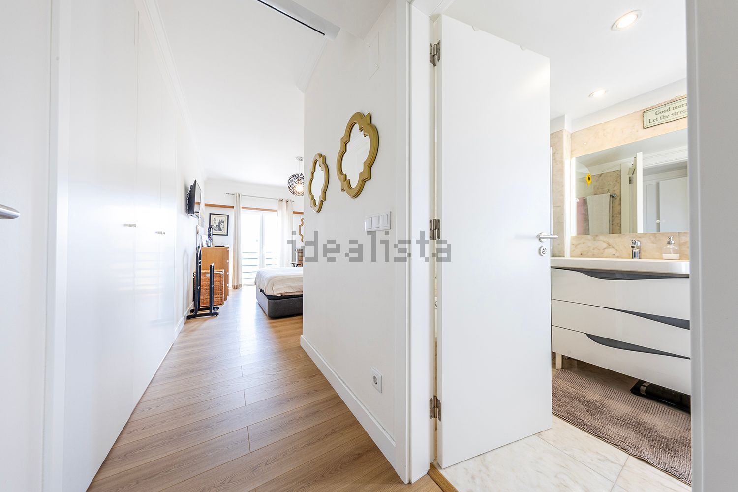 公寓 t4出售在Rua Embaixador Martins Janeira - 卧室