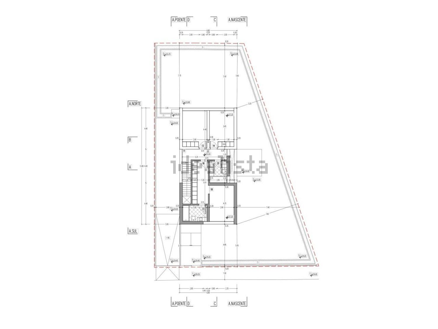 小楼房或独栋别墅出售magoito - 平面图