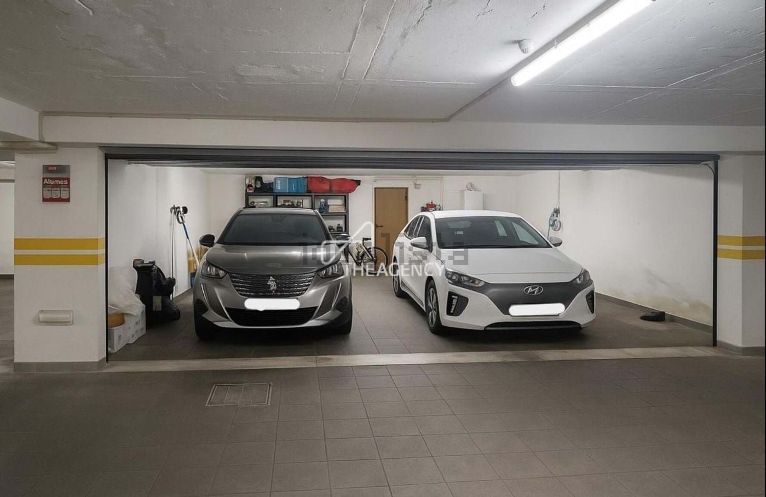 小楼房或别墅出售在São João das Lampas e Terrugem - 停车位