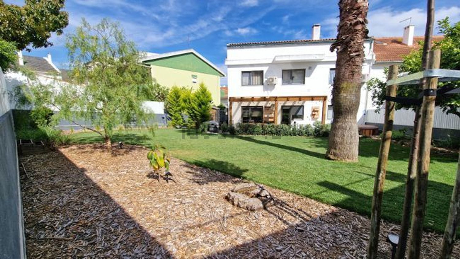 联排别墅出售在Rua da Madressilva - 外立面