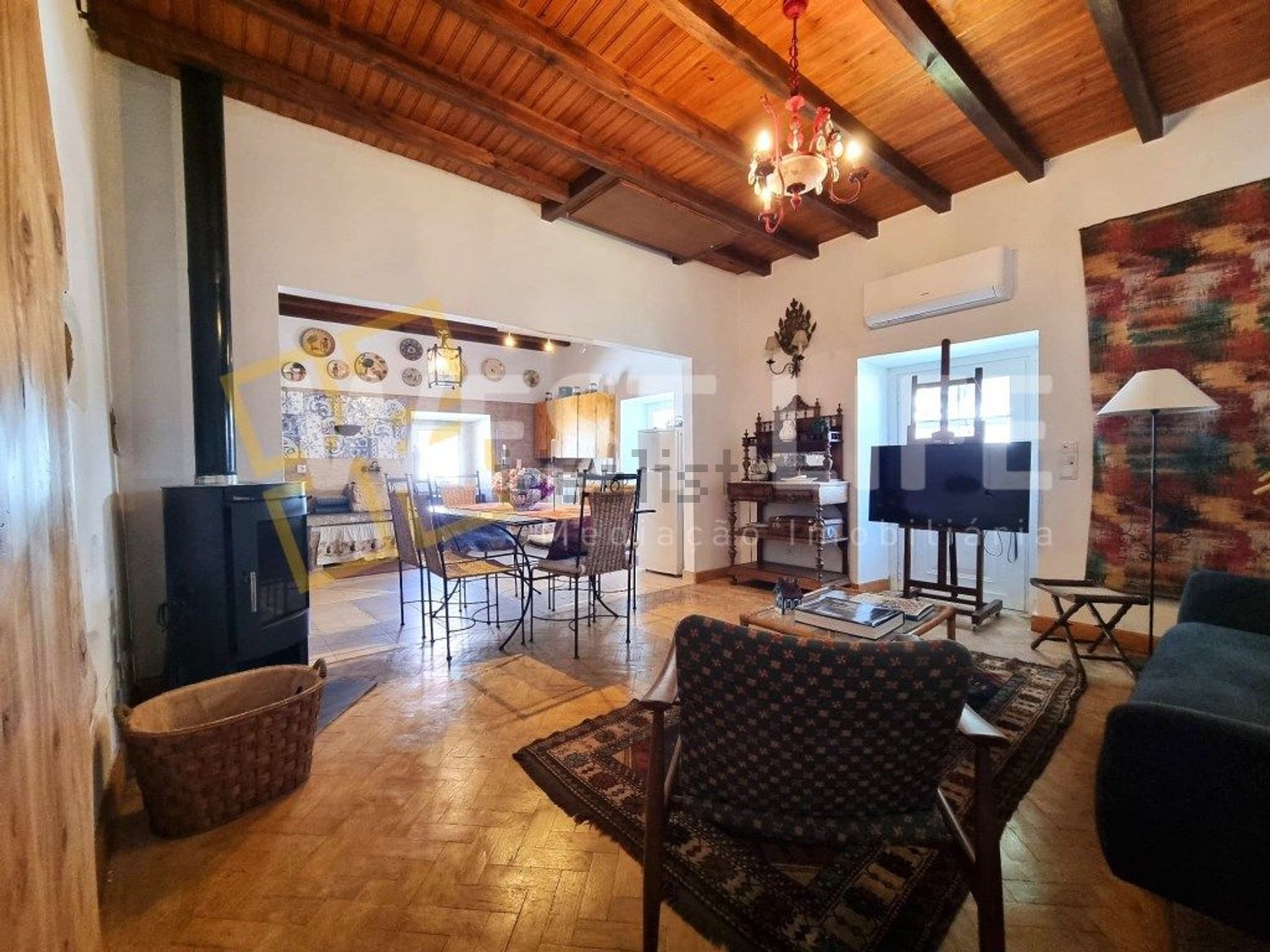 出租小楼房或独栋别墅在Barreiralva - Póvoa de Cima - 客厅