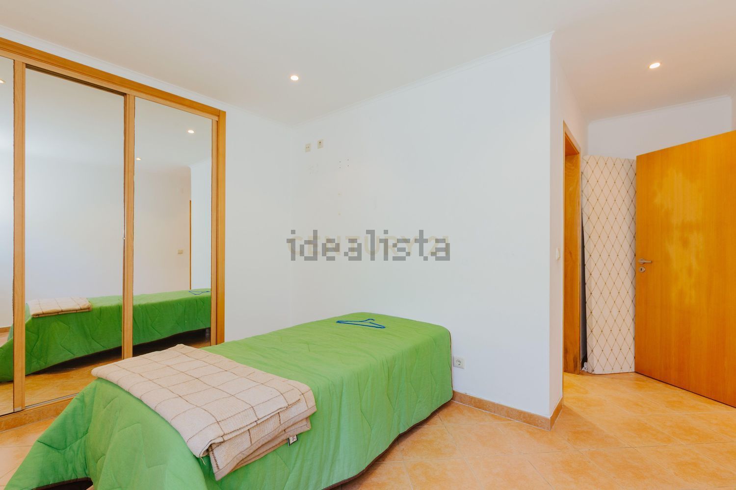 小楼房或独栋别墅出售在Santo Isidoro - 卧室