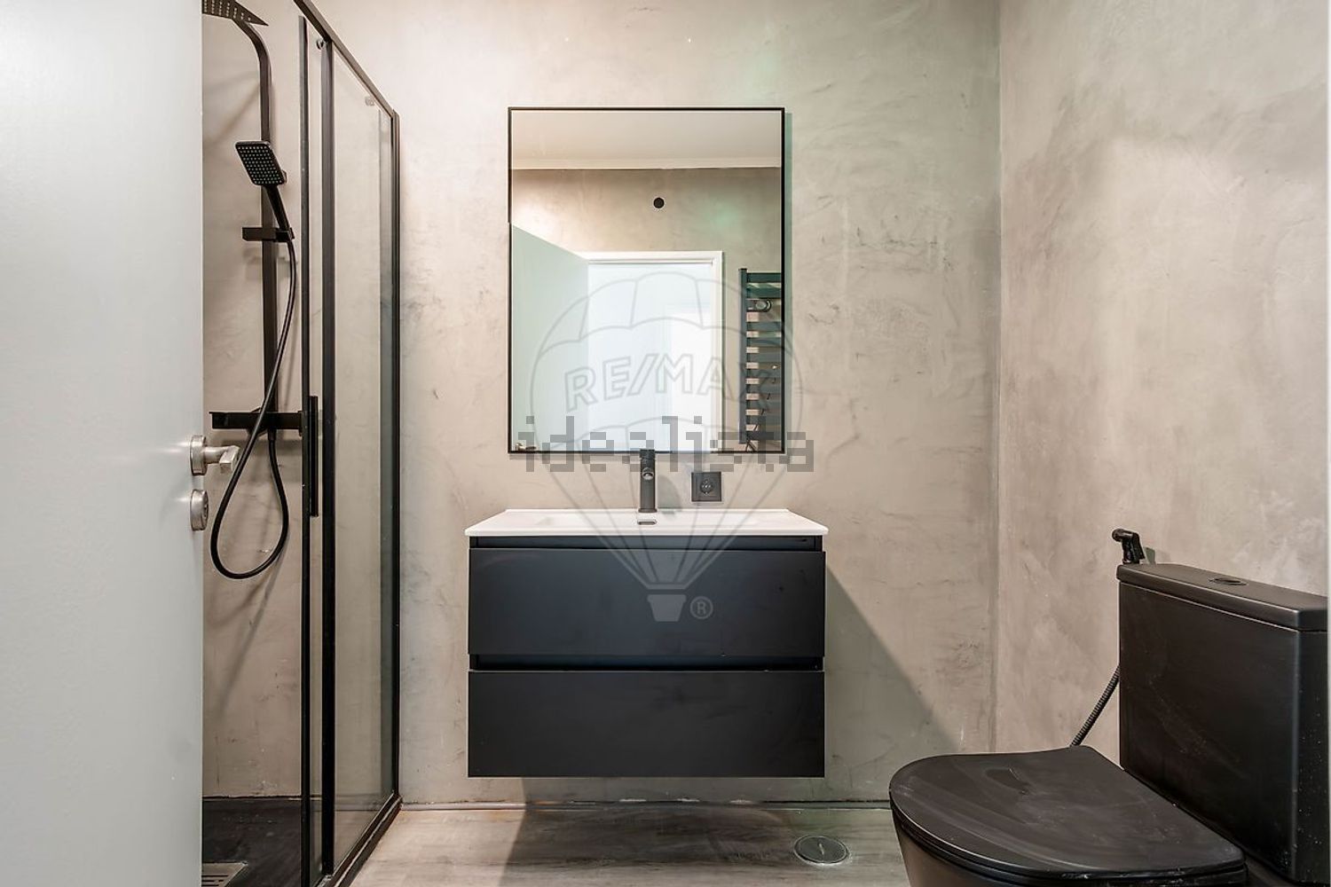 公寓 t3出售在Praça Rainha Santa - 卫生间