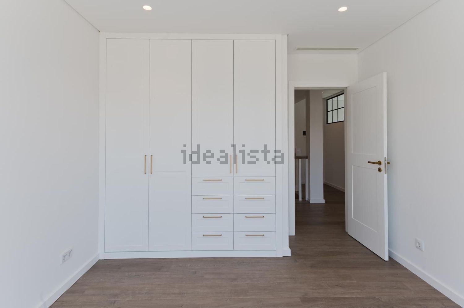 出租小楼房或独栋别墅在Rua Barruncheira - 照片