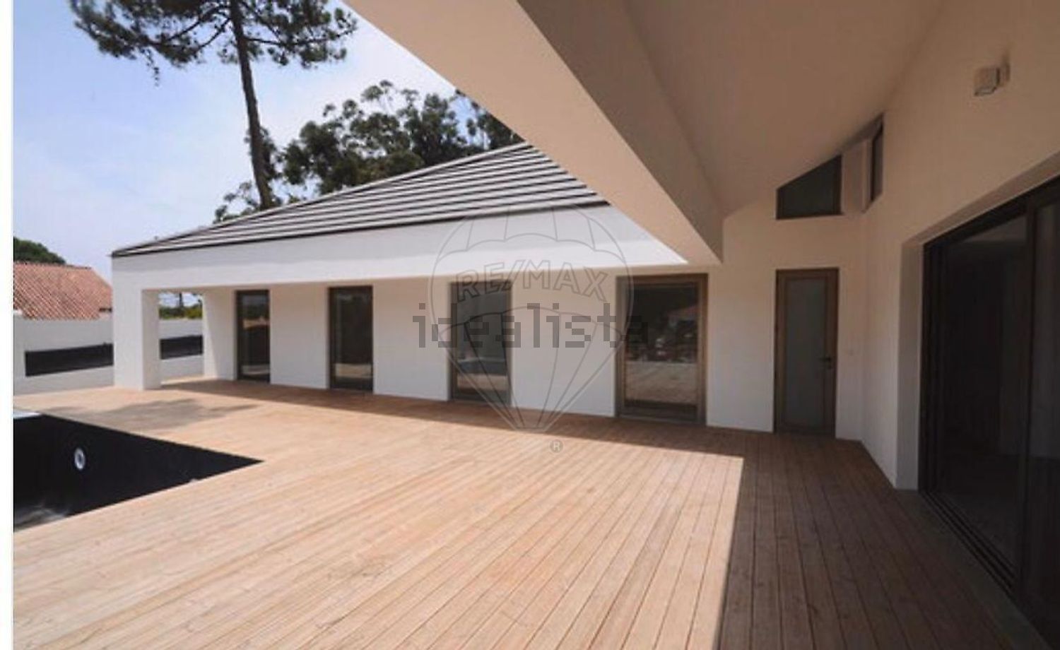 小楼房或独栋别墅出售在Largo da Eira, 6 - 外立面