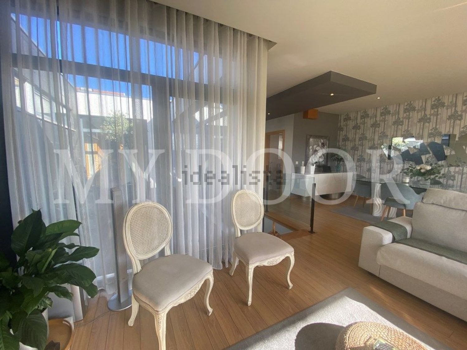 小楼房或独栋别墅出售在Santo Antão e São Julião do Tojal - 客厅