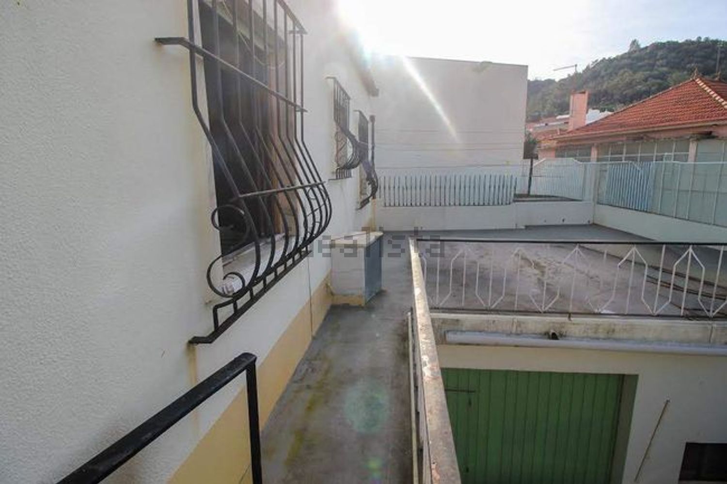 小楼房或独栋别墅出售在Avenida Doutor Carlos Leal, 3 a - 阳台