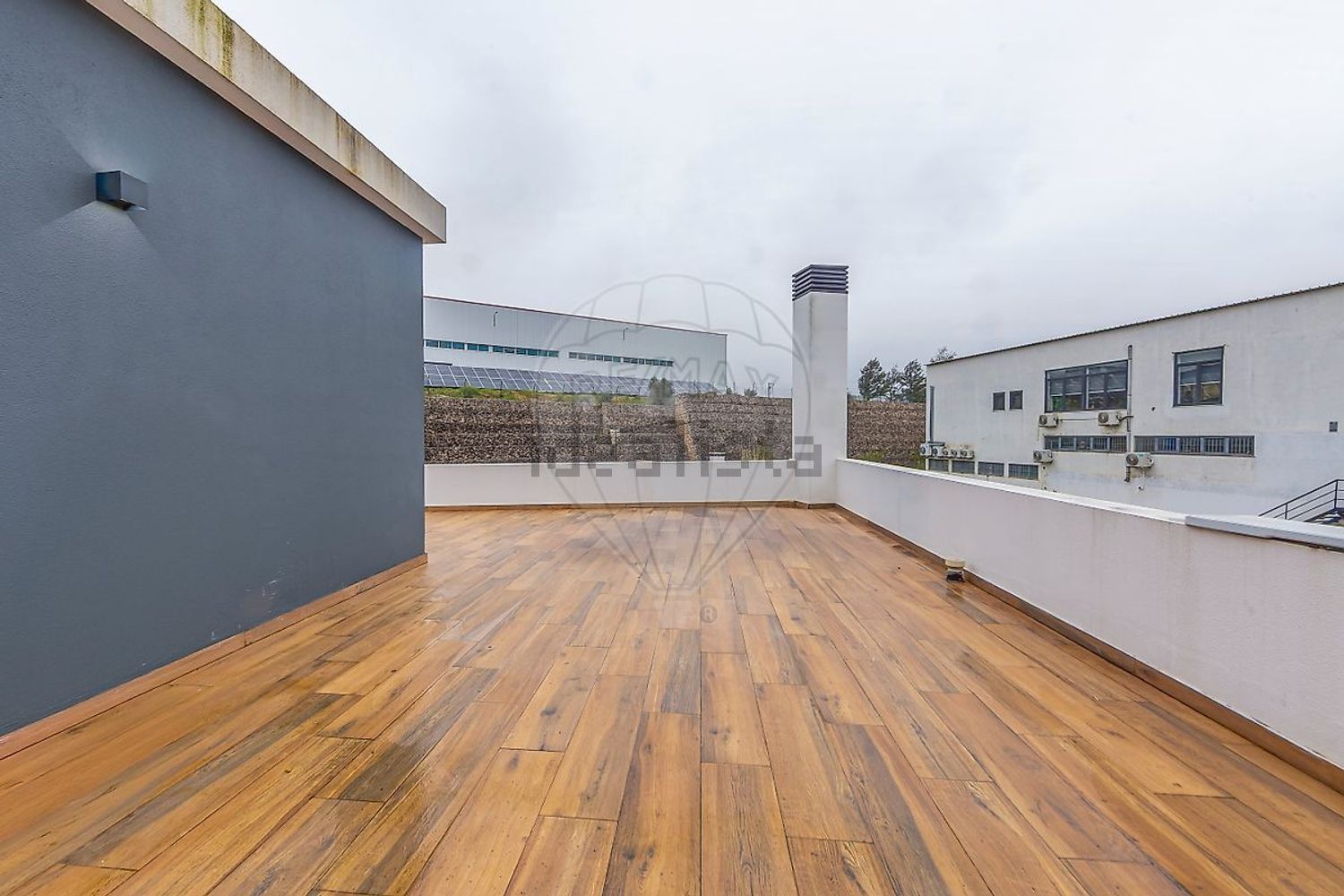 小楼房或独栋别墅出售在Rua da Ribeira - 阳台