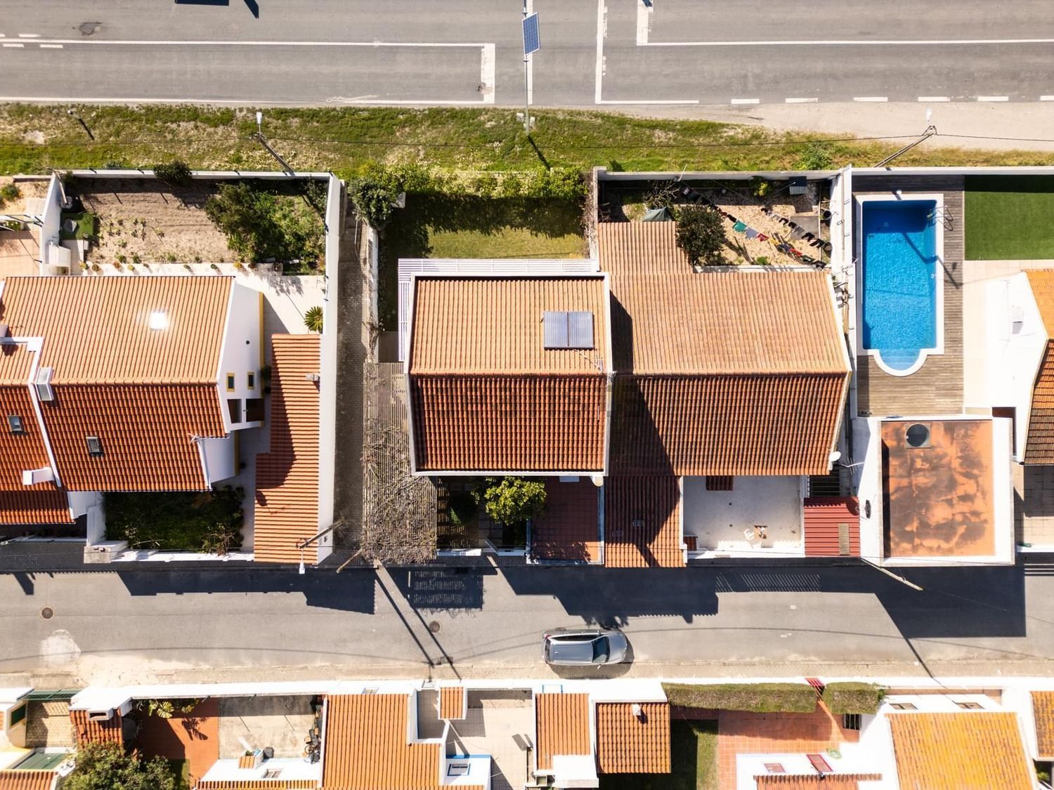 小楼房或独栋别墅出售在Rua da Mondina - 外立面