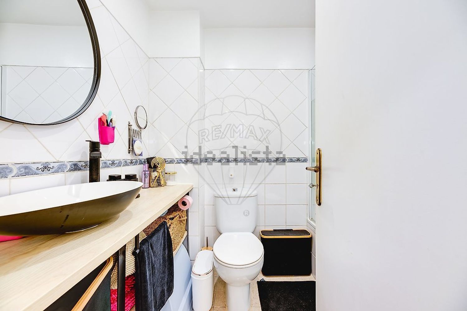 公寓 t2出售在Rua de Santa Marinha - 卫生间