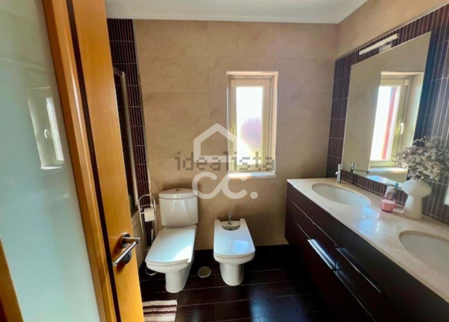 小楼房或独栋别墅出售在Milharado - 卫生间