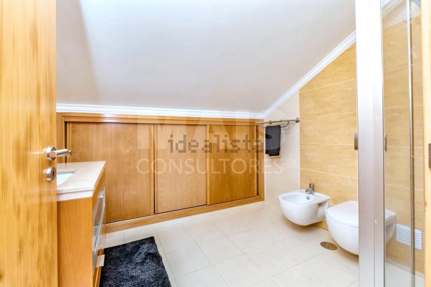 公寓 t4出售在Rua Alexandre Herculano - 照片