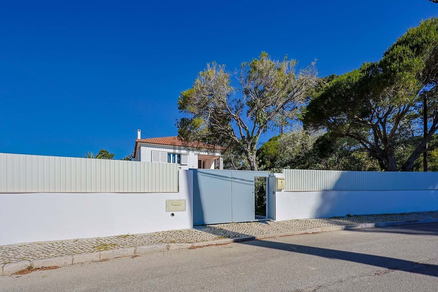 小楼房或独栋别墅出售在Rua 28 de Setembro - 外立面