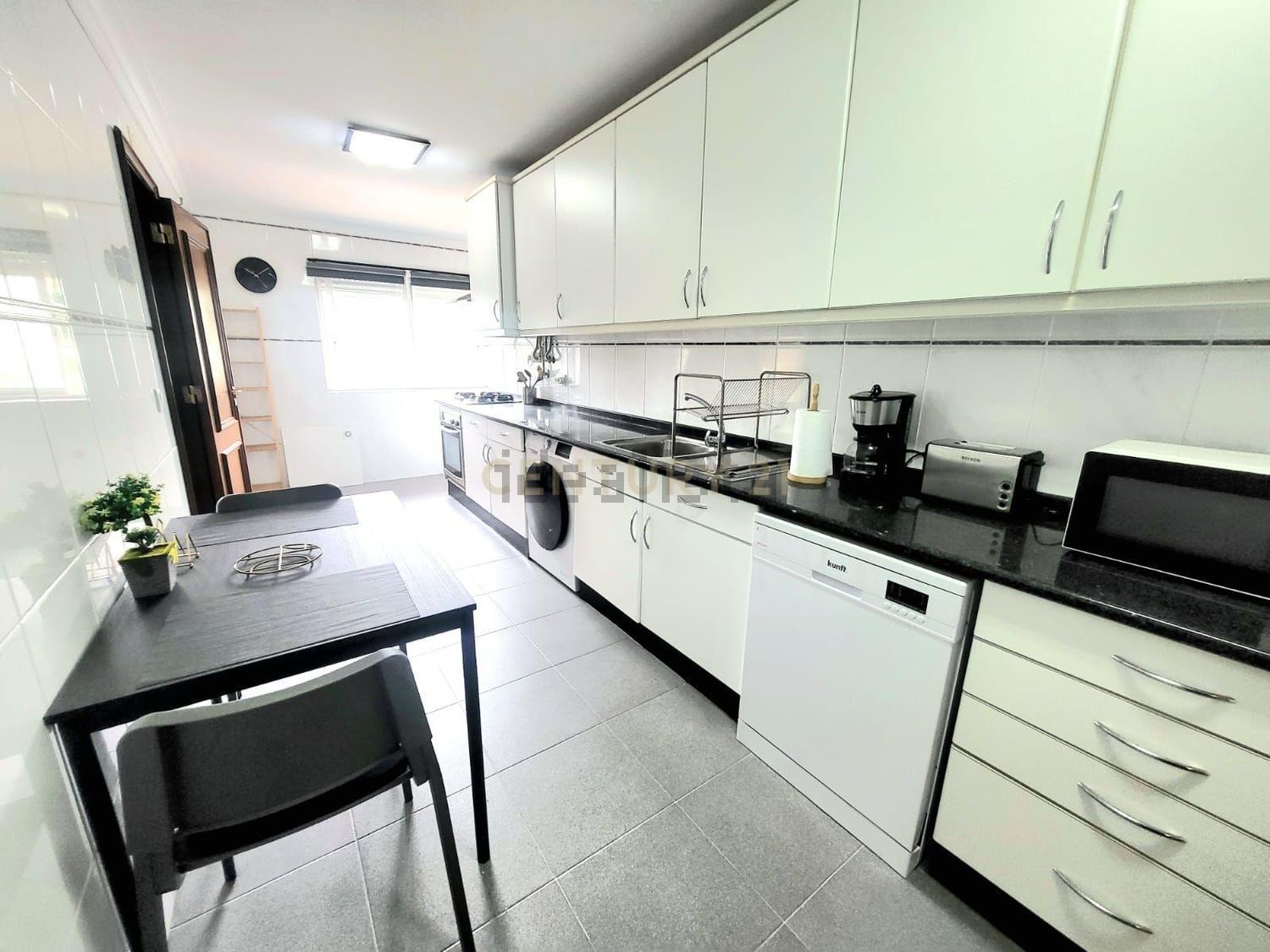 出租复式公寓在Rua Mira Serra, 6 - 厨房