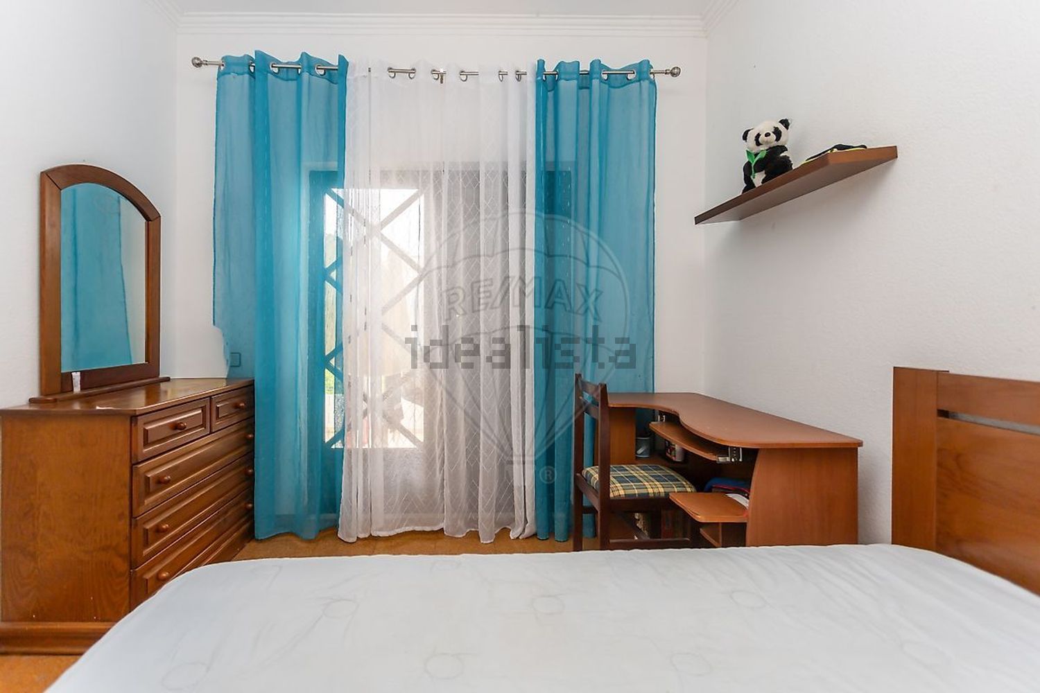 小楼房或独栋别墅出售在Rua José Fontana - 卧室