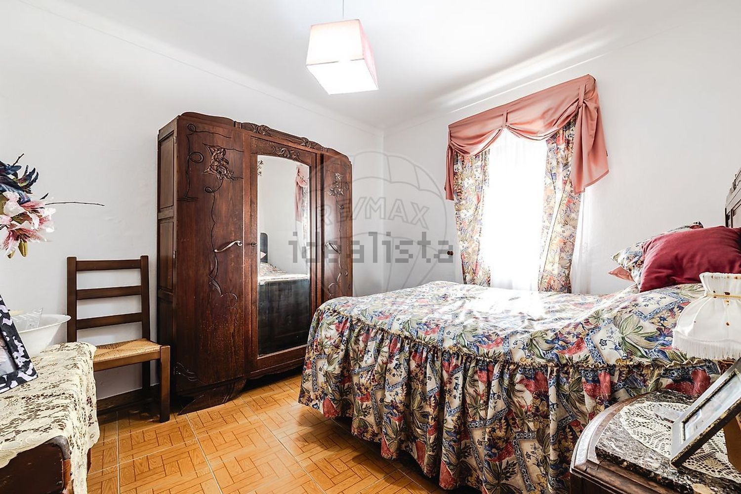 小楼房或独栋别墅出售在Rua do Rio Velho - 卧室