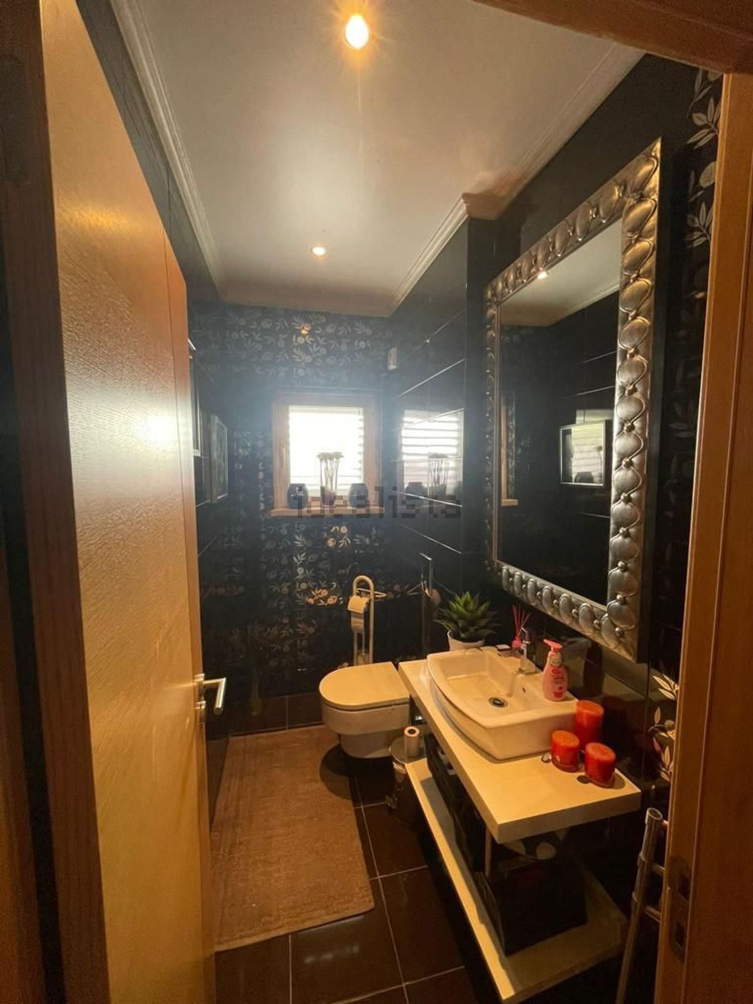 小楼房或独栋别墅出售在Porto Salvo - 卫生间