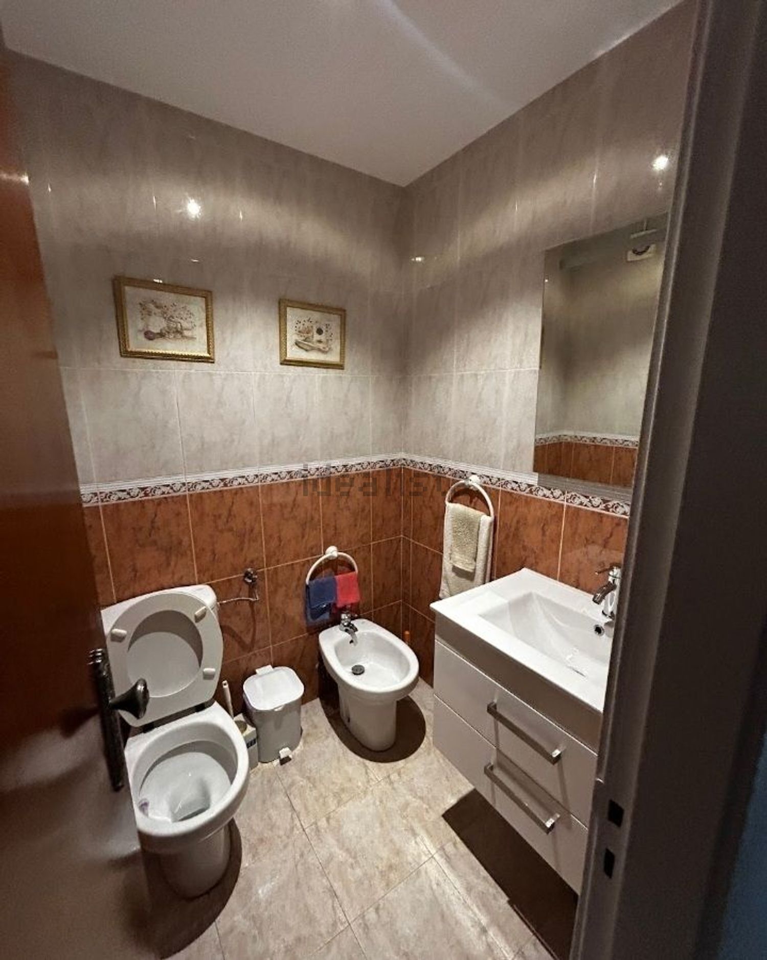 出租房间在Rua Padre António Vieira, 3 - 卫生间