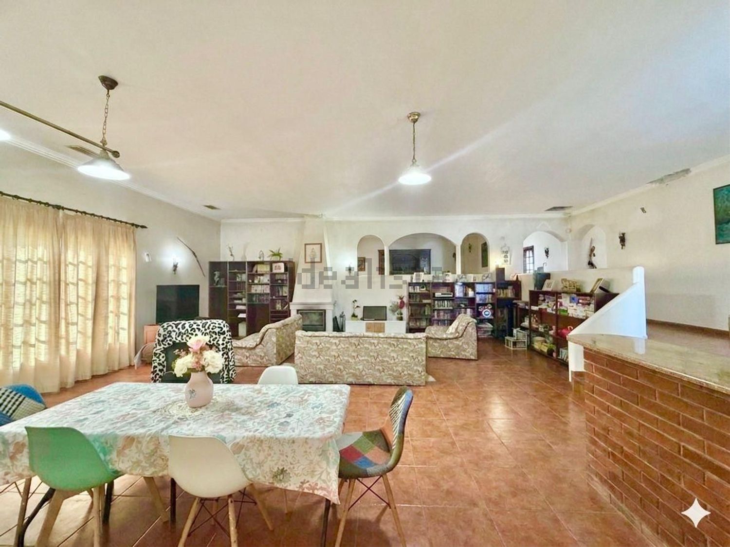 小楼房或独栋别墅出售在Alhos Vedros - 客厅