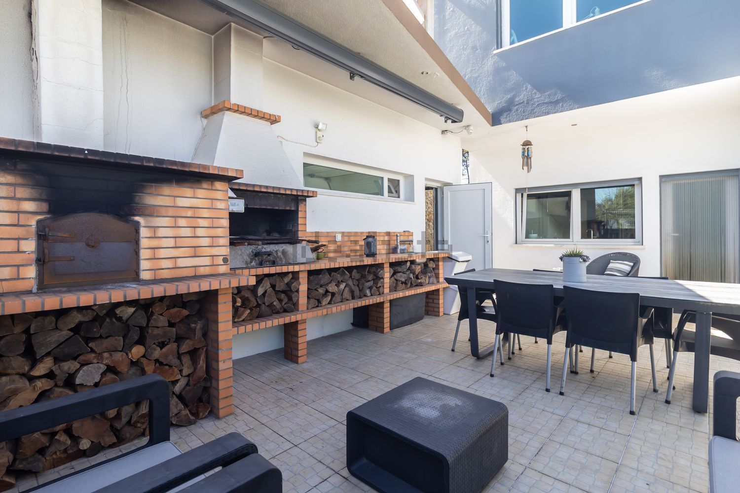 小楼房或独栋别墅出售在Rua Jorge Brum do Canto - 阳台