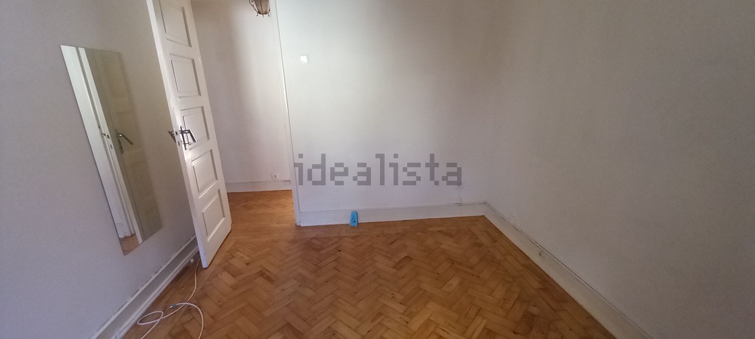 出租公寓 t3在Rua 1º de Maio s/n - 居住