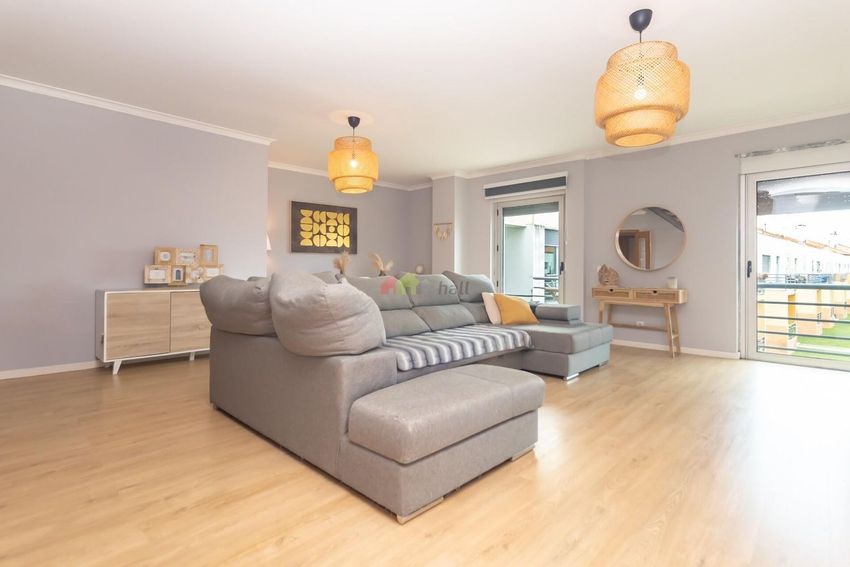 公寓 t2出售在Rua Alves Roçadas