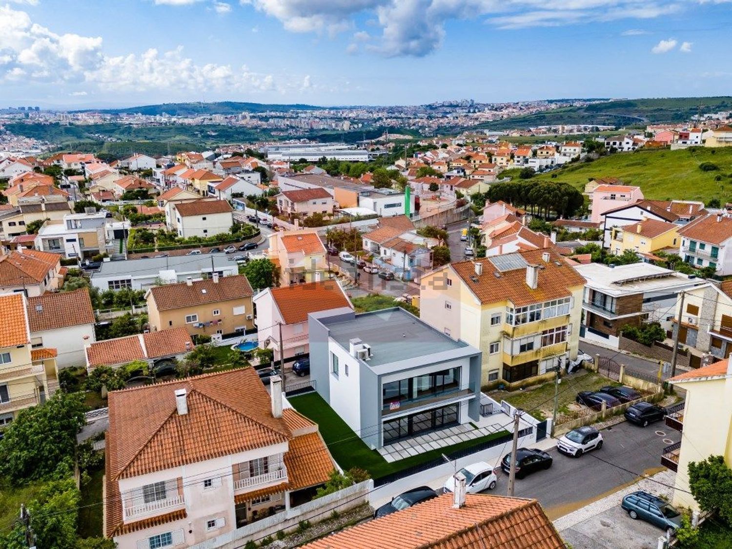 小楼房或独栋别墅出售在Pontinha e Famões - 视线