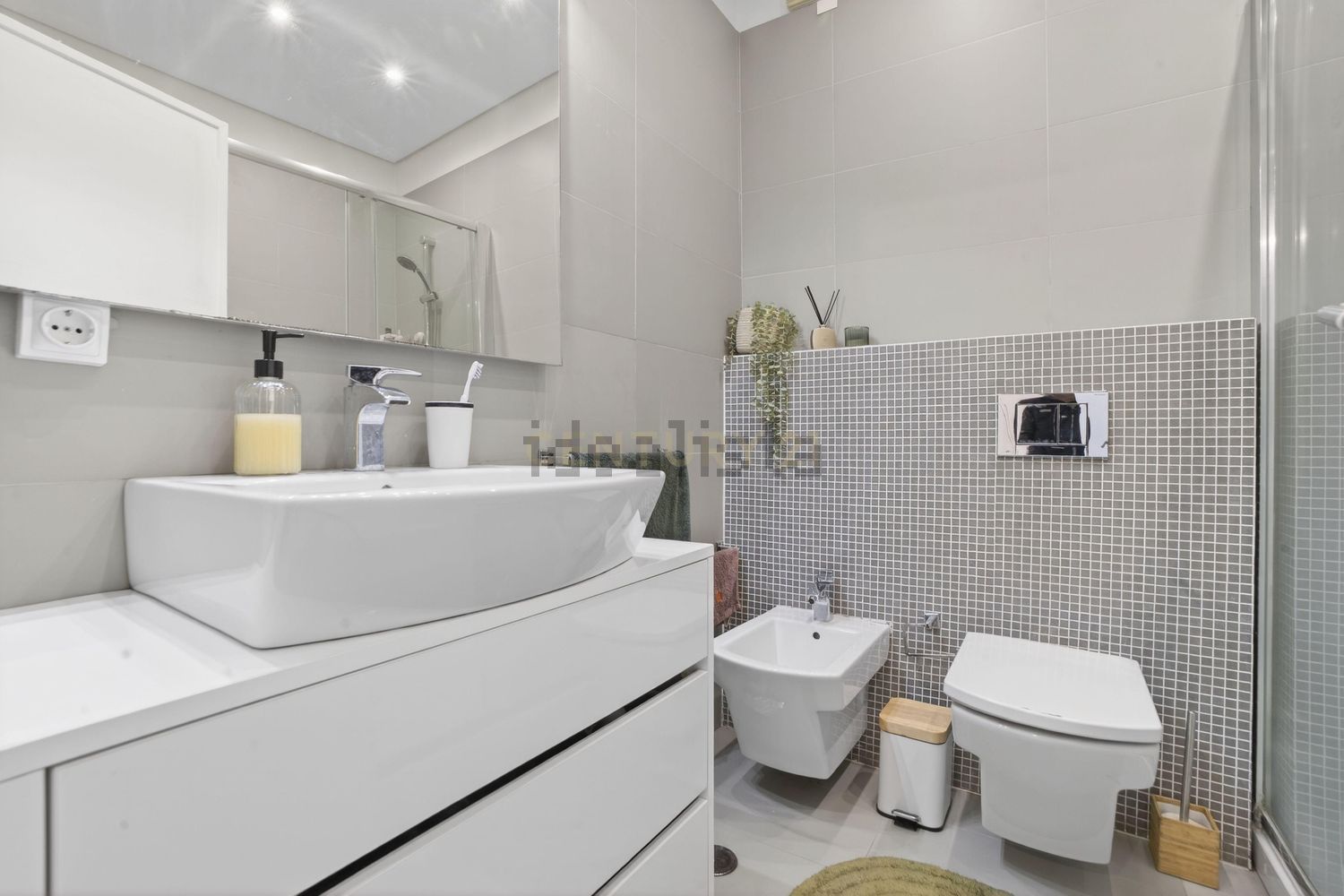 公寓 t2出售在Estrada da Ameixoeira, 27 - 卫生间