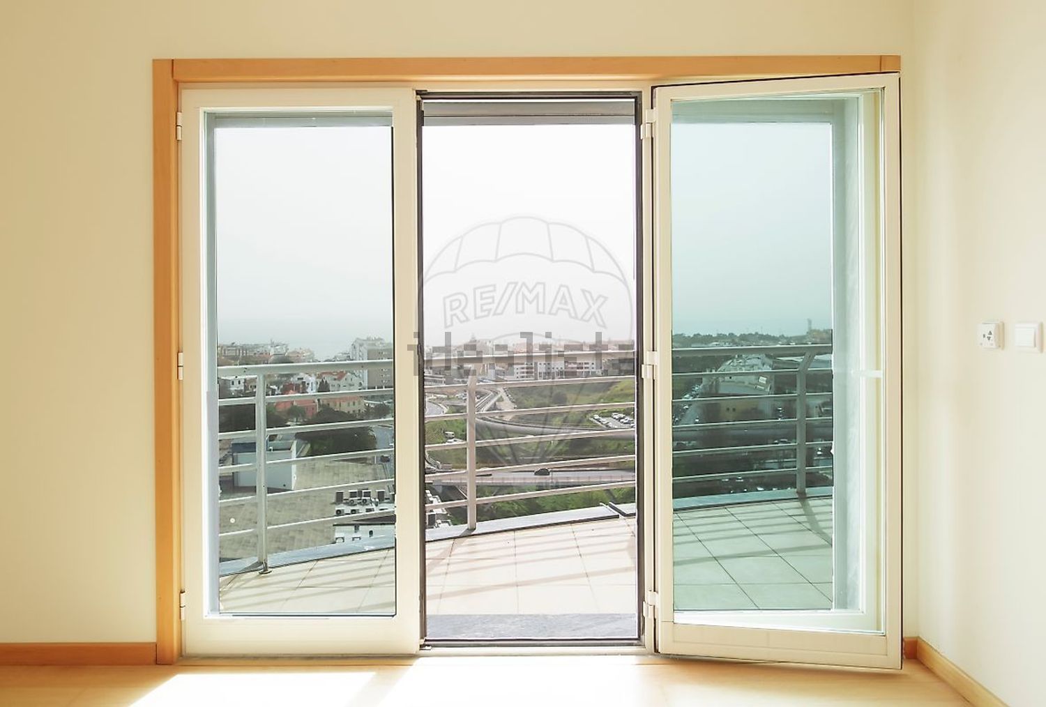 出租公寓 t3在Estrada de Paço de Arcos - 阳台