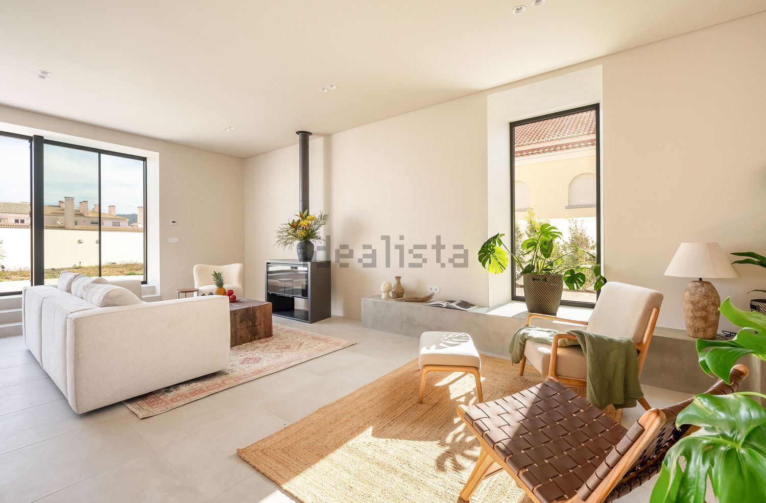 小楼房或独栋别墅出售在Avenida António Garcia de Castro - 客厅