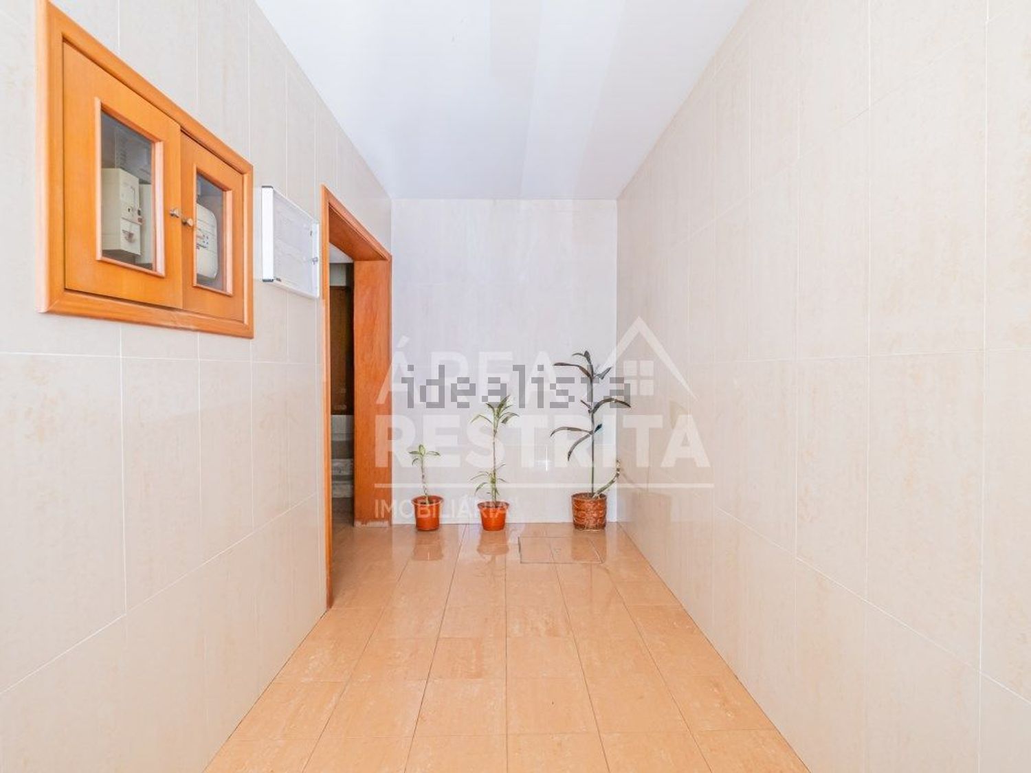 公寓 t3出售在Rua de Dadrá - 过道