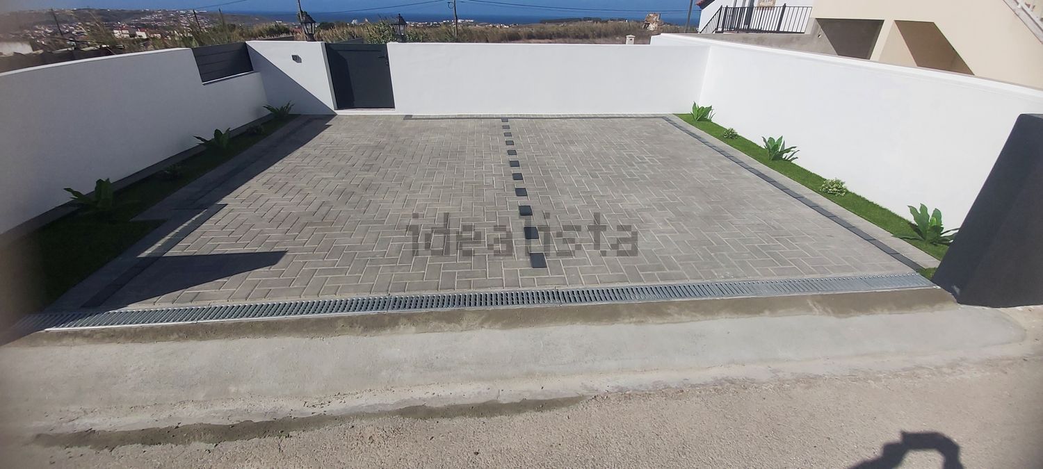 出租小楼房在Rua da Palmeira, 1 - 详情