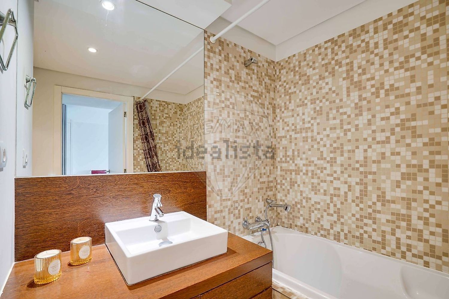 公寓 t1出售在Rua Centieira - 卫生间