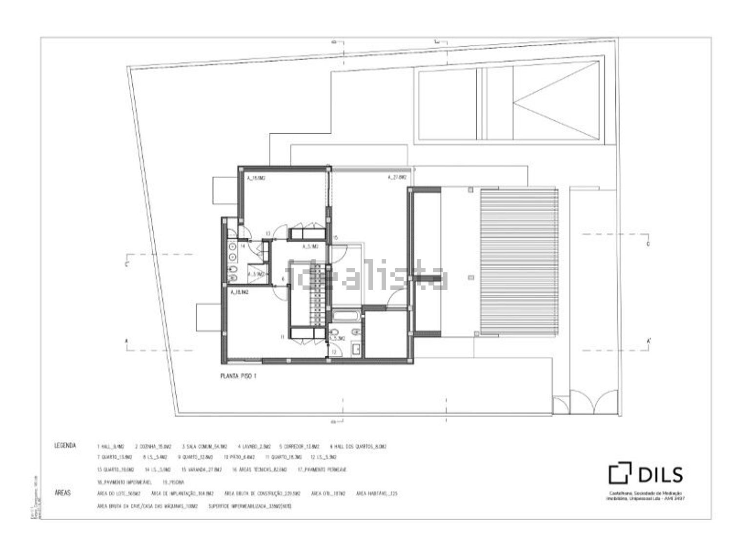 小楼房或独栋别墅出售在Rua do Pinhal - 平面图