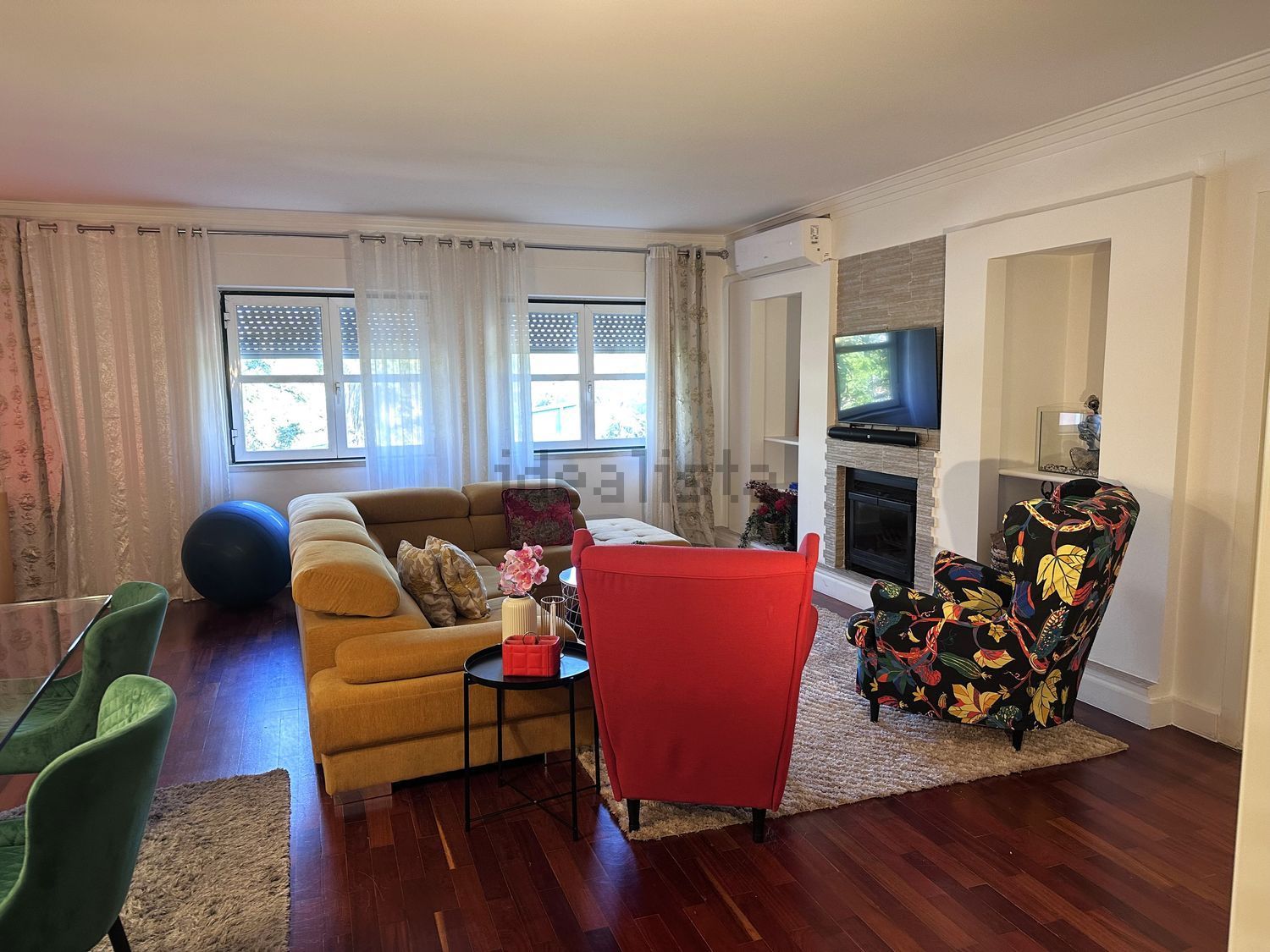 出租公寓 t2Calçada do Poço, 2 - 客厅