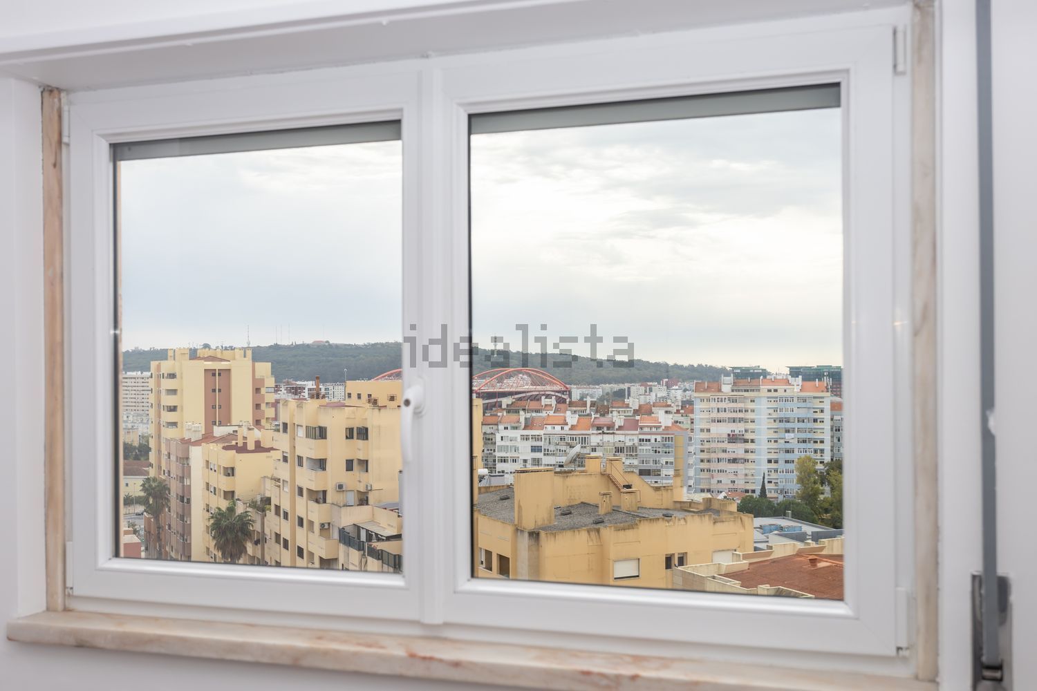 出租顶层公寓在Rua Padre Américo - 视线