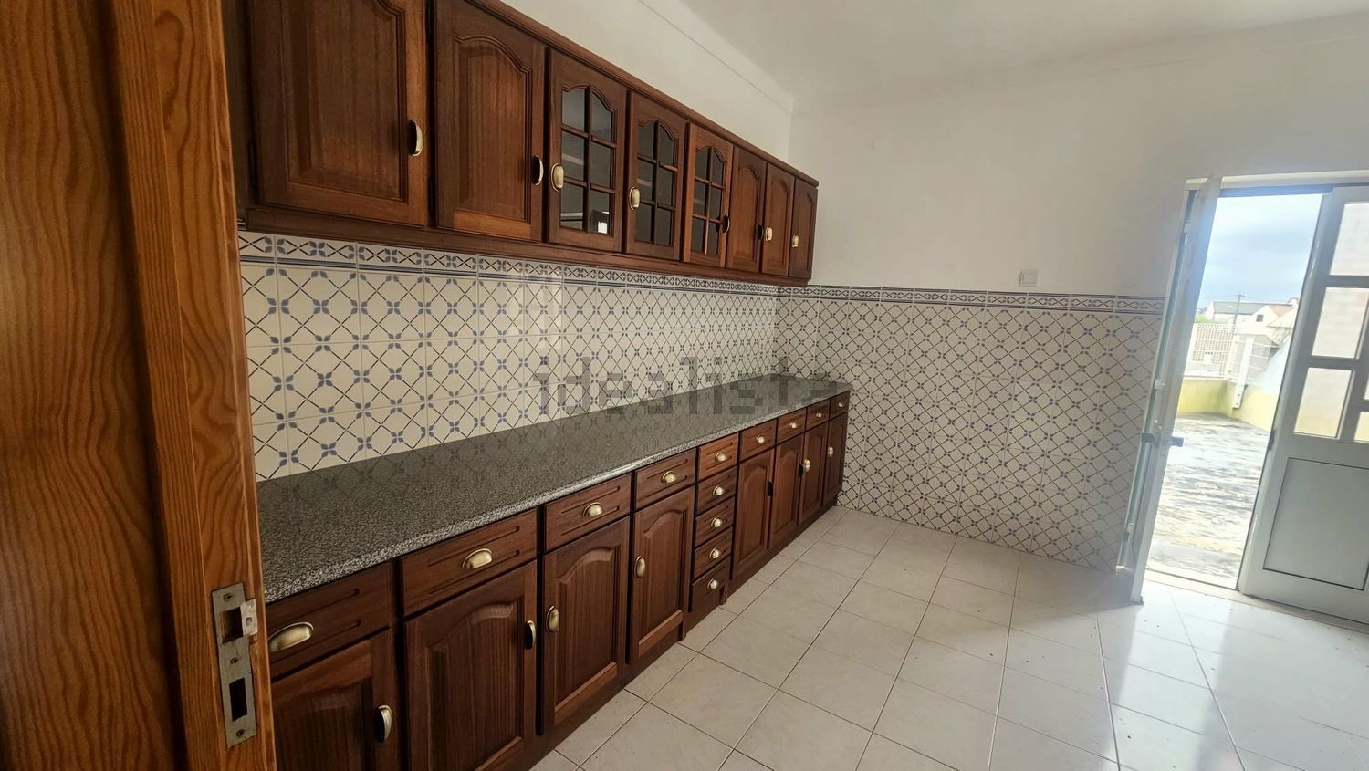 小楼房或独栋别墅出售在Rua da Cerca - 厨房